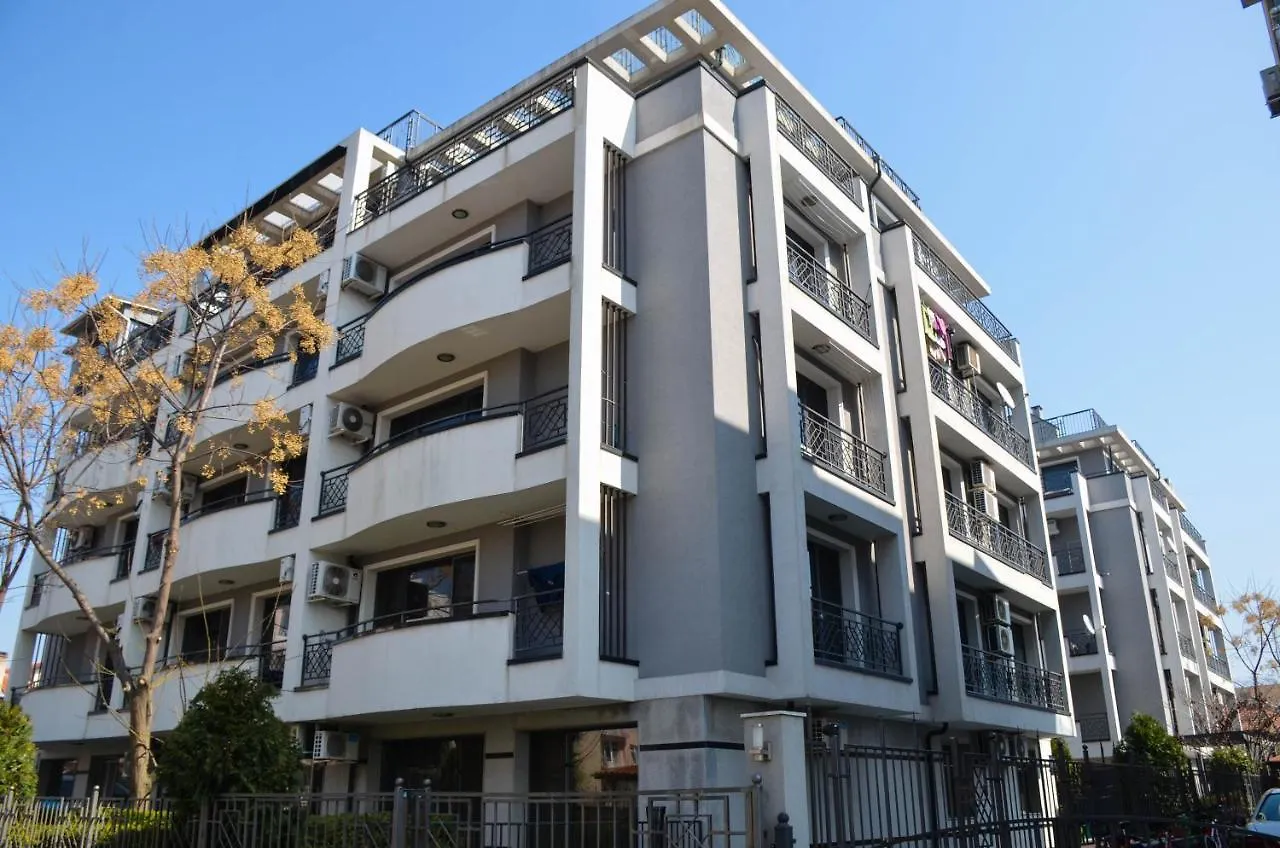 Belchevi Apartments Бургас